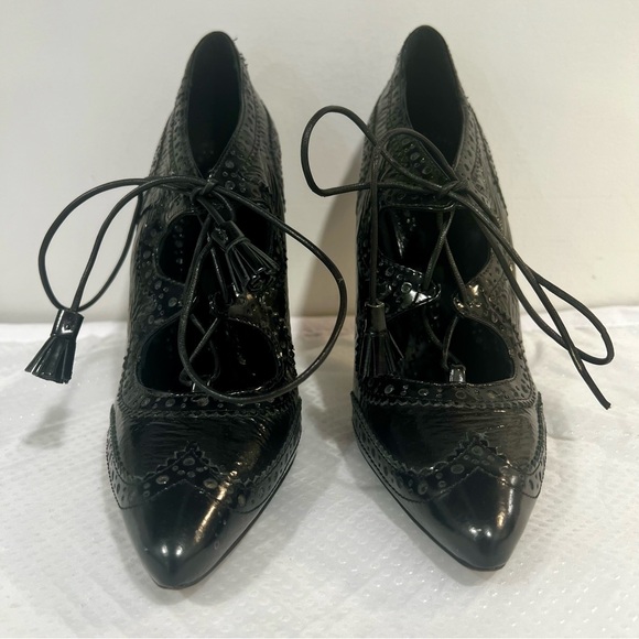 Tory Burch Women’s Sz 6 Hawthorne Black Lace Up Booties Heels Patent Leather - Picture 3 of 13
